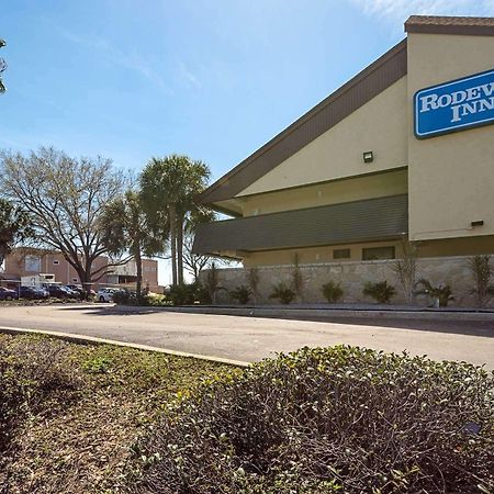 Bay Inn On Busch Tampa Eksteriør billede