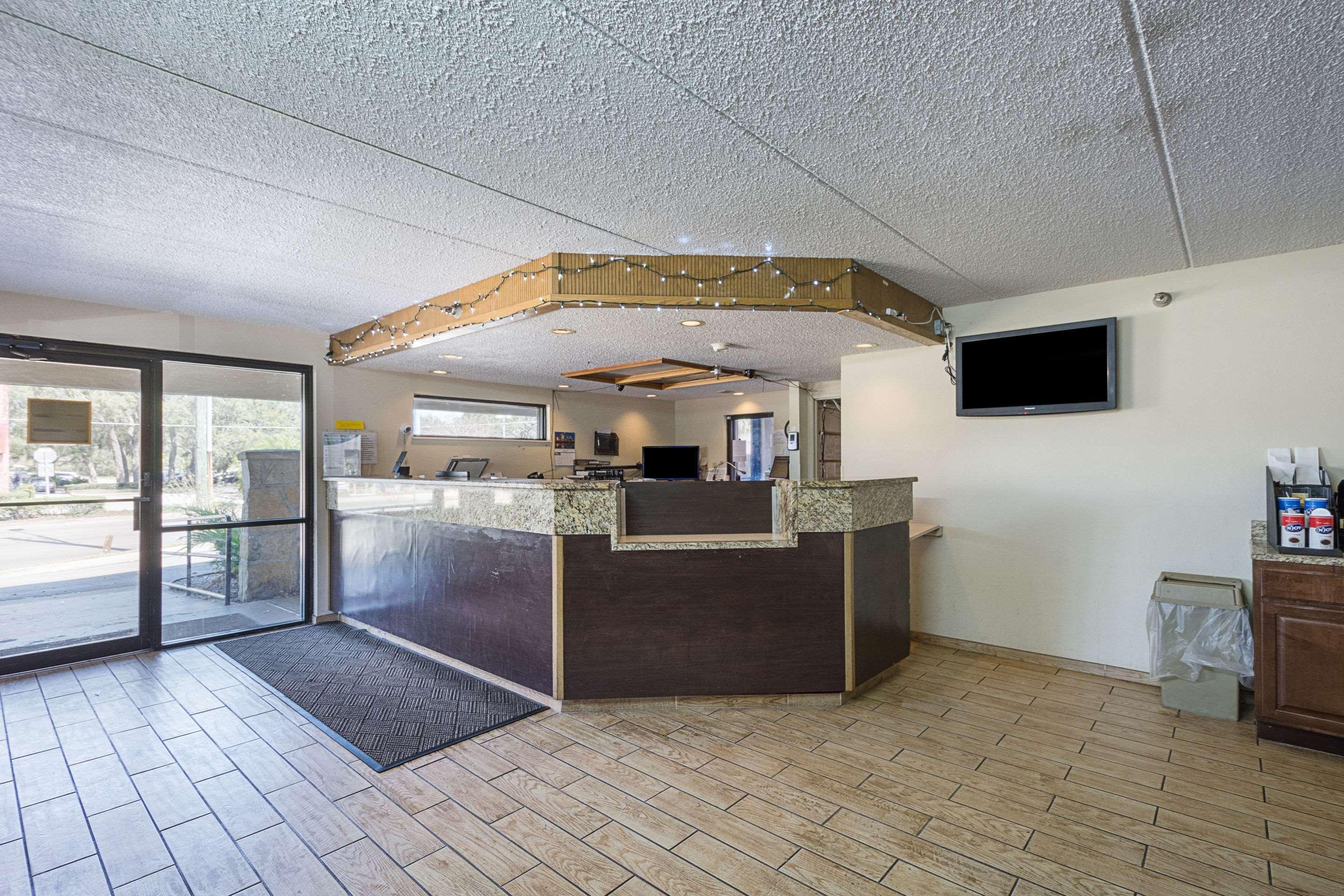 Bay Inn On Busch Tampa Eksteriør billede