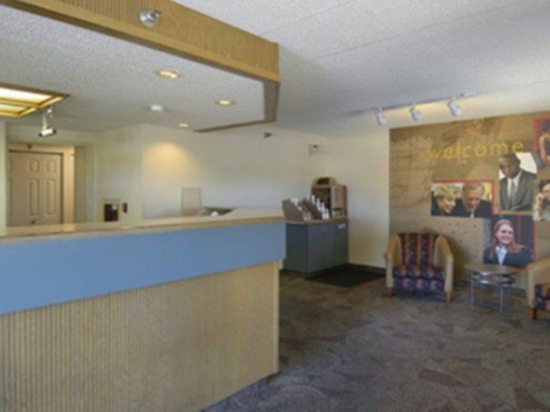 Bay Inn On Busch Tampa Eksteriør billede